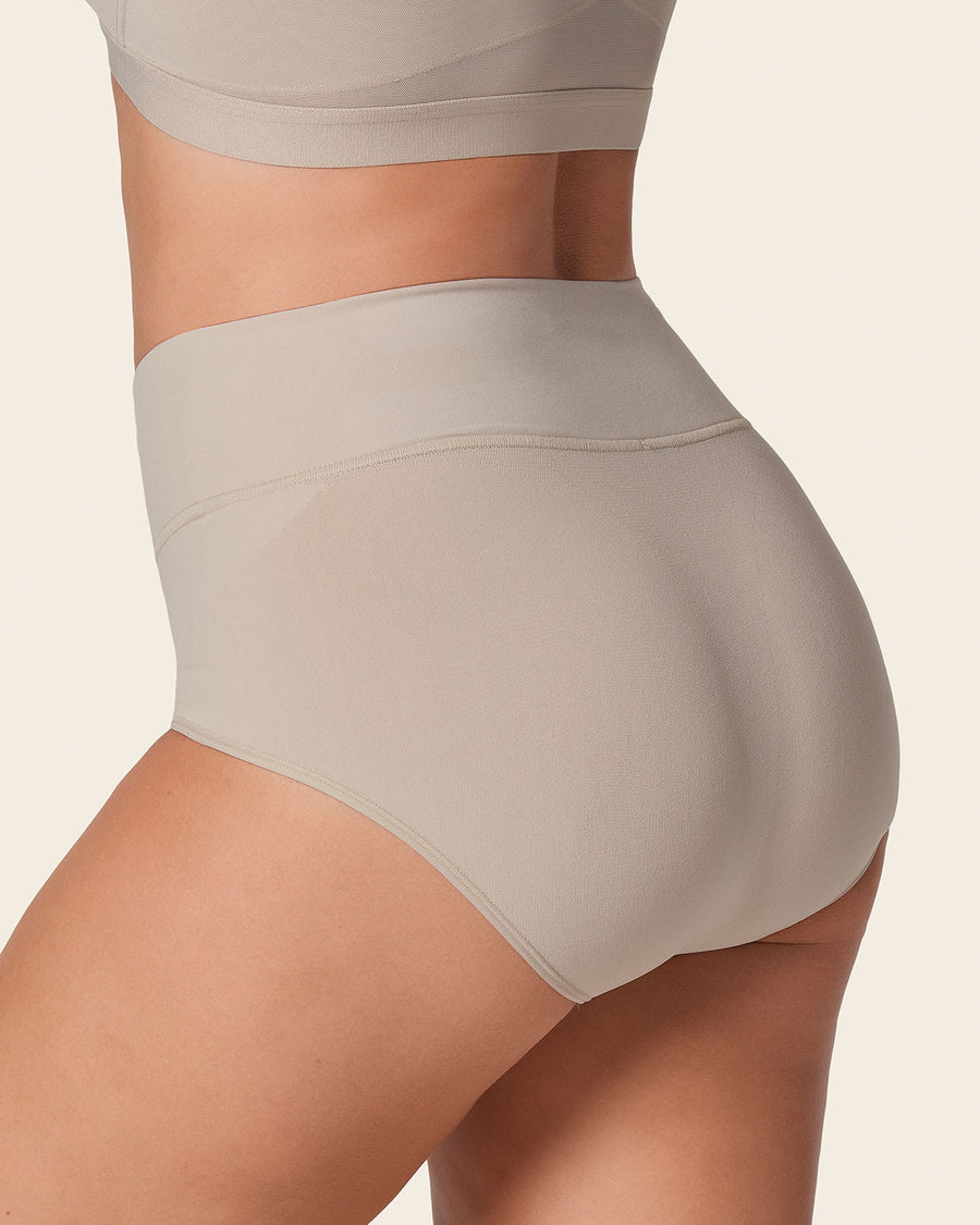3-Pack High-Waisted Classic Sculpting Briefs Nude |Leonisa