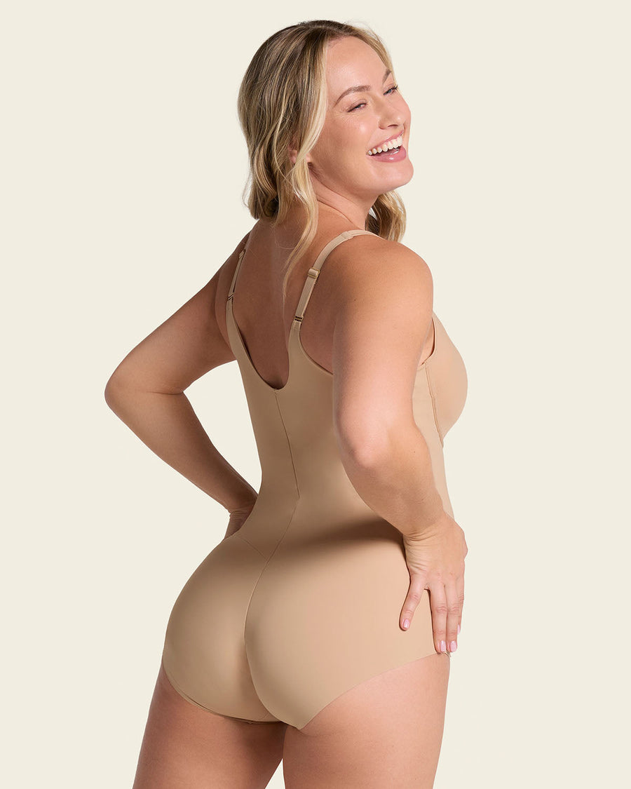 Scoop Back Wireless Classic Sculpting Bodysuit Golden Beige |Leonisa
