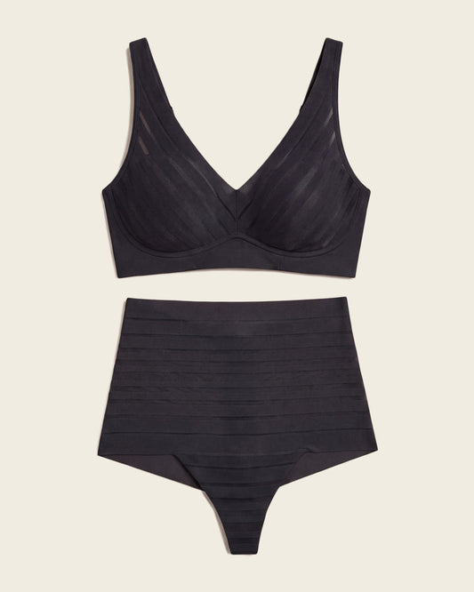 Daily Bra & UltraStripe Undetectable in Black  |Leonisa